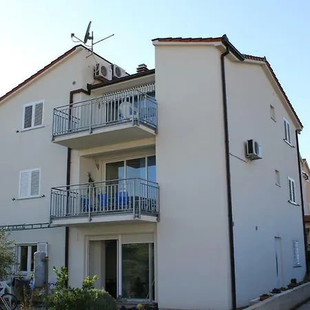 Zecevo Rtic 17129c Apartamento